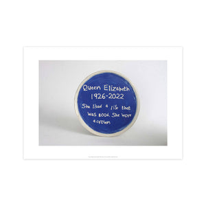 The print features a photograph of one of Horace Lindezey's ceramic 'Blue Plaques'. In this one he is describing the queen.