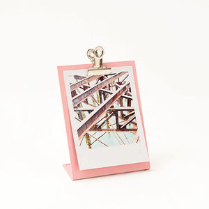 White background shot of the pink clipboard frame with a generic print.